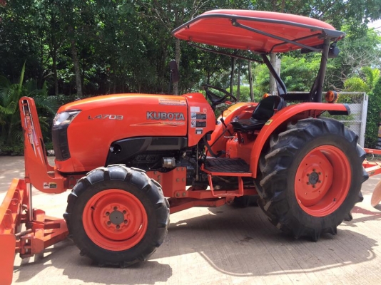 ขายรถไถ Kubota L4708(4WD) พร้อมใบมีดและผานบุกเบิกช้างDP224F รถชั่วโมงน้อยพร้อมใช้งาน