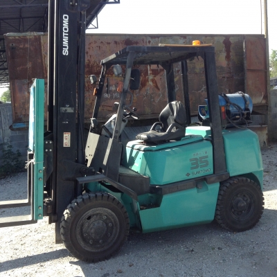 ขายรถยก 3.5 ตัน ยกสินค้าได้สูง 4 เมตร งายาวๆๆๆ เลื่อนซ้าย-ขวาได้