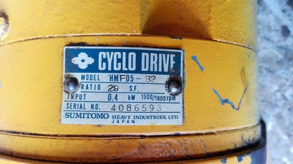 ********ขายแล้วครับ!!******** มอเตอร์เกียร์ Sumitomo Cyclo Drive 0.5 HP.ไฟ 380 v. มีเบรคในตัว อัตราทด 1:29 สภาพสวย วิ่งเงียบ มี 2 ตัว โทร 089-2499-123