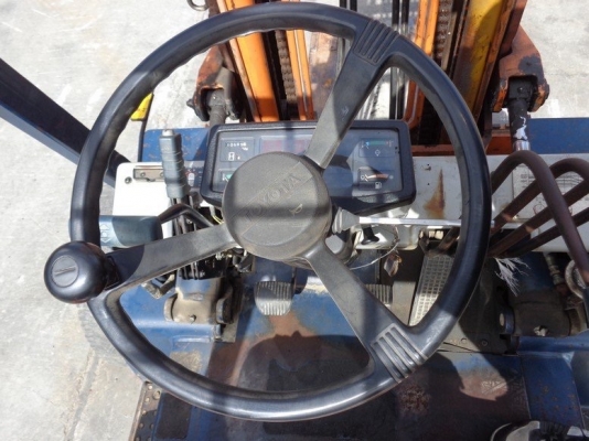 ขายรถยก 3.5 ตัน TOYOTA รุ่น 5 FGE35 ยอดนิยมเก่านอก เสายกสูง 4.5 เมตร