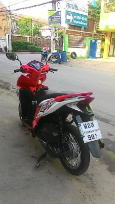 ขาย Honda Click 125i หัวฉีด เดิมๆทั้งคัน เครื่องเงียบเหมือนรถใหม่ รถวิ่งดี สภาพพร้อมใช้งาน