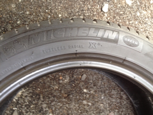 ยางมิชลิน185 55R16ลงพื้นปี2014สวยมากดอกเต็ม ยางมิชลิน185 55R16ลงพื้นปี2014สวยมากดอกเต็ม
