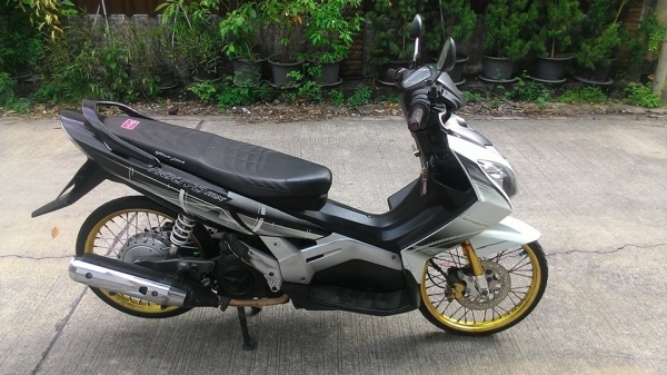 ขาย Nouvo MX ชุดสีสวย  เอกสารครบ เล่ม ชุดโอน