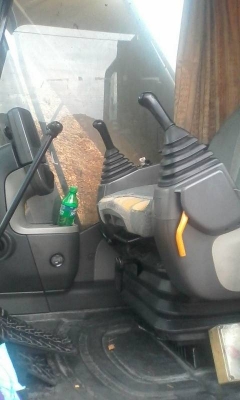 ขายรถแบคโฮ CAT 320 D เอกสารเล่มทะเบียน 13990 ชม.ราคา 1550000