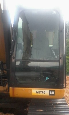 ขายรถแบคโฮ CAT 320 D เอกสารเล่มทะเบียน 13990 ชม.ราคา 1550000