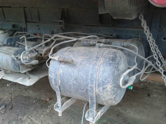 ขาย 10 ล้อดั้ม 2 เพลา HINO FM176 คัสซีสวยตลอดเส้น วางเครื่อง HO7C 180 แรงม้า เกียร์ HO สโลว์กลาง เบรคลมดัน ทะเบียนพร้อมโอนครับ ราคาต่อรองได้ ขาย 10 ล้อดั้ม 2 เพลา HINO FM176 คัสซีสวยตลอดเส้น วางเครื่อง HO7C 180 แรงม้า เกียร์ HO สโลว์กลาง เบรคลมดัน ทะเบียนพร้อมโอนครับ ราคาต่อรองได้