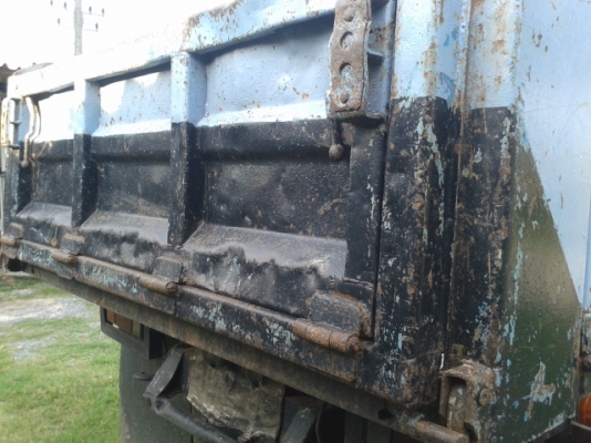 หกล้อดั้ม อีซูสุ NKR 88  แรงม้า  พร้อมใช้งาน เล่มติดมือ  (รถห้างแท้)