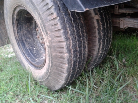 หกล้อดั้ม อีซูสุ NKR 88  แรงม้า  พร้อมใช้งาน เล่มติดมือ  (รถห้างแท้)