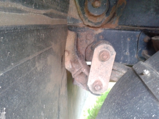 หกล้อดั้ม อีซูสุ NKR 88  แรงม้า  พร้อมใช้งาน เล่มติดมือ  (รถห้างแท้)