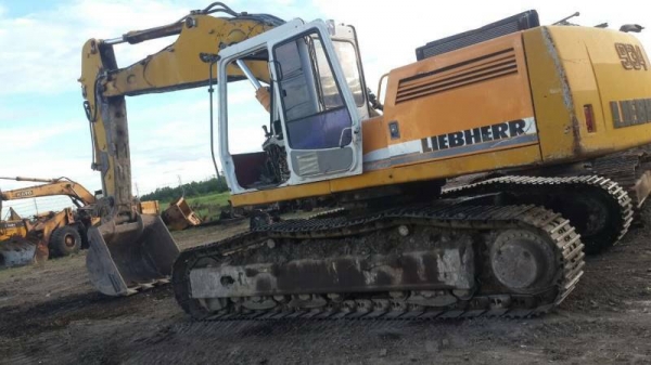 ขายรถแบคโฮ LIEBHERR 934 ตัวใหญ่ขนาดเท่ากับ 400 ราคา 600000