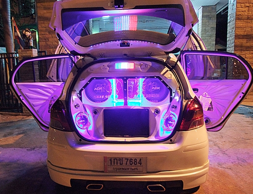 TOYOTA YARIS 1.5G แต่งเครื่องเสียงแบบจัดเต็ม!!! TOYOTA YARIS 1.5G แต่งเครื่องเสียงแบบจัดเต็ม!!!