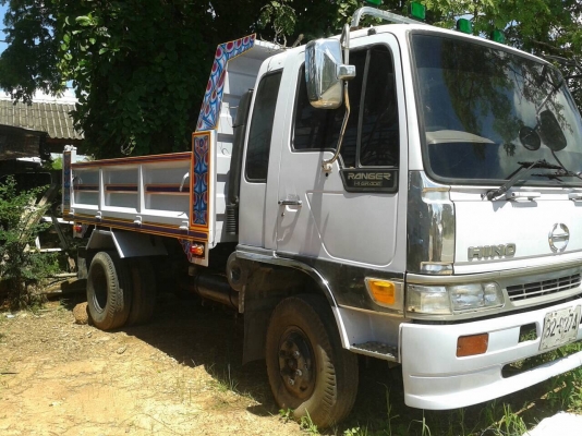 ขาย 6 ล้อดั้ม ยาง 825/16 HINO FD3H เครื่อง HO7D 195 แรงม้า เกียร์ HO คัสซีสวยตลอดเส้น เบรคทิฟฟี่ พวงมาลัยพาวเวอร์ ทะเบียนพร้อมโอนครับ