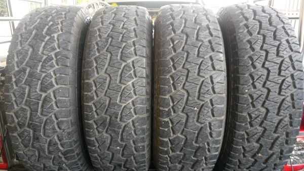 HANKOOK265/70/16 ดอกAT ตัวหนังสือขาว