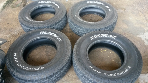 HANKOOK265/70/16 ดอกAT ตัวหนังสือขาว