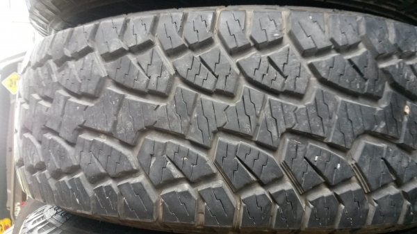 HANKOOK265/70/16 ดอกAT ตัวหนังสือขาว