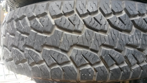 HANKOOK265/70/16 ดอกAT ตัวหนังสือขาว