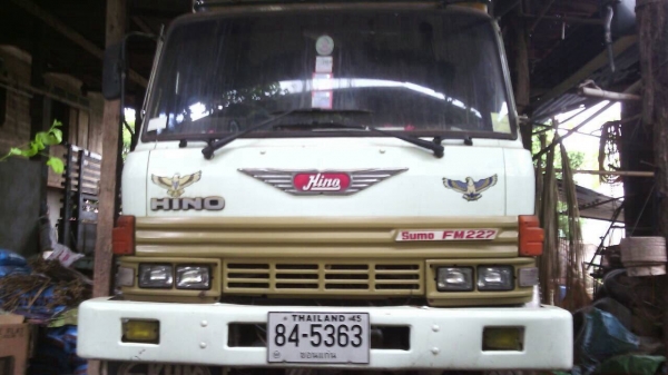ขาย 10 ล้อ เพลาเดียว HINO KT925 วางหัว SUMO227 เครื่อง EH700 168 แรงม้า ช่วงล่างใหญ่ คัสซีสวย พวงมาลัยพาวเวอร์ ทะเบียนพร้อมโอนครับ ขาย 10 ล้อ เพลาเดียว HINO KT925 วางหัว SUMO227 เครื่อง EH700 168 แรงม้า ช่วงล่างใหญ่ คัสซีสวย พวงมาลัยพาวเวอร์ ทะเบียนพร้อมโอนครับ