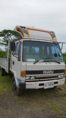 หกล้อ อีซูซุ ร็อค195แรง แอร์ เวอร์ ทิฟฟี ช่วงยาว 6.50ม สภาพสวยพร้อมใช้สุดๆ ทะเบียนพร้อมโอน