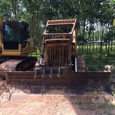 รถแทคเตอร์   D50A   รถใช้อยู่ พร้อมใช้งาน  ขอบคุณเสี่ยเอกจ.พังงา ปิดการขายแล้วค่ะ