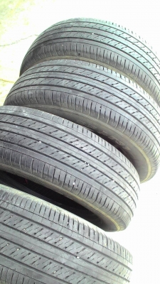 215/65R16 DUNLOP SP LT37 ปี2013 ชุด 4 เส้น tel.081-427-3941 215/65R16 DUNLOP SP LT37 ปี2013 ชุด 4 เส้น tel.081-427-3941
