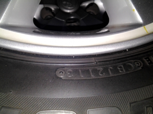 ( ขายแล้ว )ขายยางพร้อมแม็กซ์บริจสโตนปี13 ( ขายแล้ว )ขายยางพร้อมแม็กซ์บริจสโตนปี13