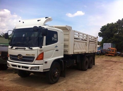 ขายดั้ม2เพลา HINO MEGA 260ปี48 ดั้มสามมิตร มีระบบลำโพงลากพ่วง สภาพสวยภายในสวย แอร์เย็น เครื่องดีแคชซีสวย สภาพพร้อมใช้งาน เอกสารพร้อมโอน สนใจโทร 090-8588220คุณนะ 093-3258446คุณบิว ID:narong498 หรือเข้าดูสินค้าอื่นๆได้ที่ www.truck.in.th/498 หรือเพจFacebook