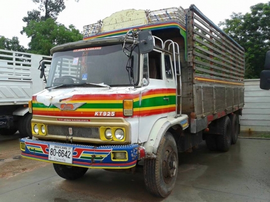 ขาย10ล้อ KT925 เครื่องHO7C 185แรง เครื่องดีแคชซีสวย สภาพพร้อมใช้งาน เอกสารพร้อมโอน สนใจโทร 090-8588220คุณนะ 093-3258446คุณบิว ID:narong498 หรือเข้าดูสินค้าอื่นๆได้ที่ www.truck.in.th/498 หรือเพจFacebook ณรงค์ ซื้อขายรถมือสอง (เว็บไซต์ส่วนตัว) หรือFacebook