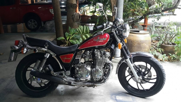 yamaha XJ special 650cc. 4สูบ