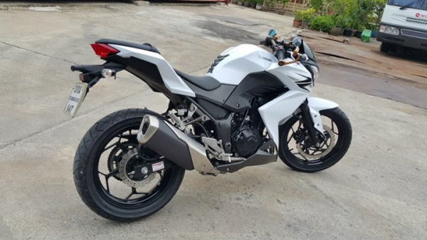 Z250 ขาว วิ่งน้อย ไม่ล้มชนแปะใสกิ๊ก ต่อรองได้ จัดส่งฟรีทั่วไทย