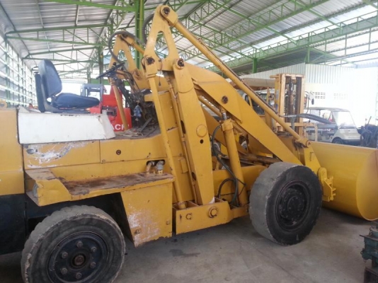 ขาย รถตักใหญ่ TCM 2.5 ยางตัน 4 ล้อ ยกสูง ขึ้นรถพ่วงได้ ขาย รถตักใหญ่ TCM 2.5 ยางตัน 4 ล้อ ยกสูง ขึ้นรถพ่วงได้