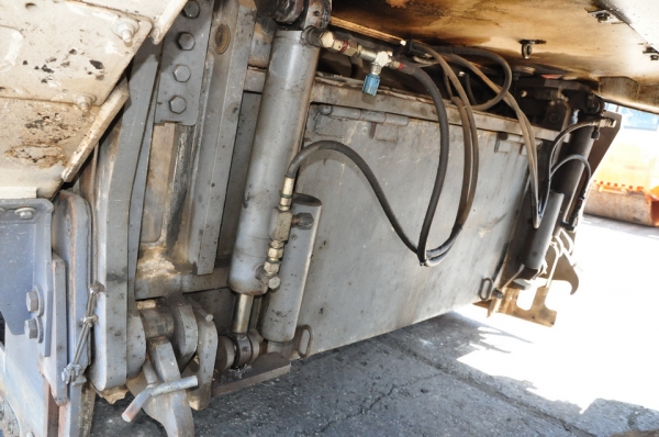 WIRTGEN W2200 SN 0075