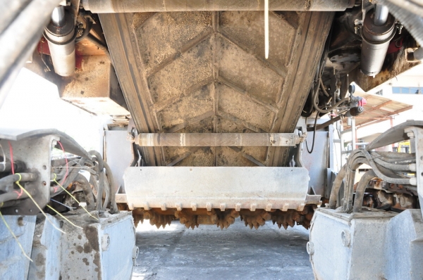 WIRTGEN W2200 SN 0075