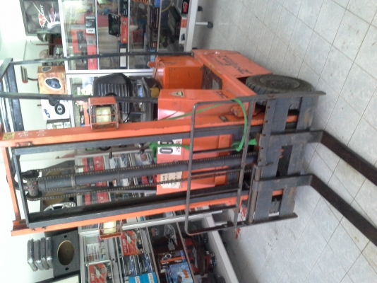 โฟล์คลิฟท์ไฟฟ้าtoyota 500kg โฟล์คลิฟท์ไฟฟ้าtoyota 500kg
