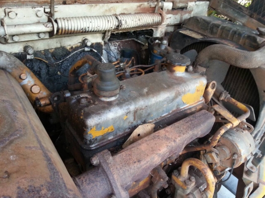 PC40-2..เก๋งตู้ มีลายเจาะ พร้อมหัวเจาะกระแทก ตัวเดินทน แบบทนทาน..