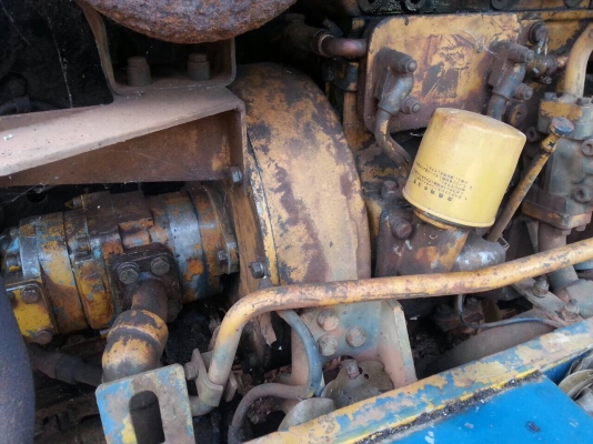 PC40-2..เก๋งตู้ มีลายเจาะ พร้อมหัวเจาะกระแทก ตัวเดินทน แบบทนทาน..