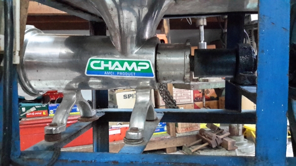 เครื่องบดสแตนเลสเบอร์32 มอเตอร์1แรง