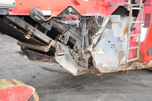 WIRTGEN W2200 SN 0348