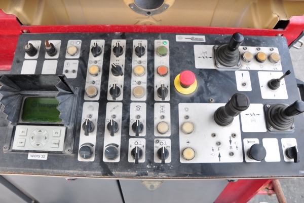 WIRTGEN W2200 SN 0348