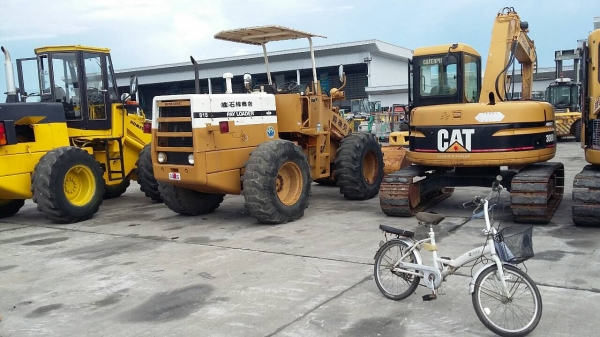 รถตักล้อยาง komatsu 515 เอวอ่อน มือสองจากญี่ปุ่น