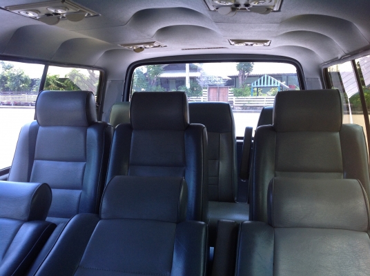 รถตู้ ไฮเอชปี20003 เครื่องดีเซล3,000cc รถเดิมสภาพสวย ซ.ล็อค จอLCD14" รถตู้ ไฮเอชปี20003 เครื่องดีเซล3,000cc รถเดิมสภาพสวย ซ.ล็อค จอLCD14"