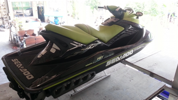 เจ็ตสกี seadoo RXT Supercharged เก่าญี่ปุ่นสภาพพร้อมใช้ ปี 05 เรือ 76 ชม. เจ็ตสกี seadoo RXT Supercharged เก่าญี่ปุ่นสภาพพร้อมใช้ ปี 05 เรือ 76 ชม.