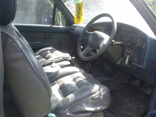 ขายรถกระบะTOYOTA LN111 4×4 ขายรถกระบะTOYOTA LN111 4×4