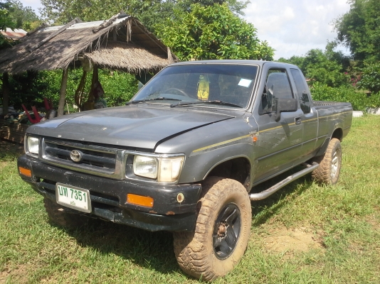 ขายรถกระบะTOYOTA LN111 4×4 ขายรถกระบะTOYOTA LN111 4×4