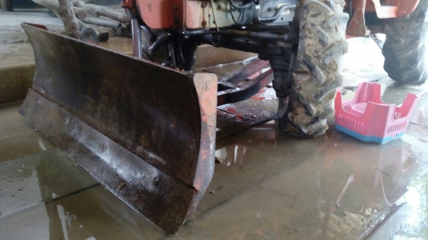 ชุดใบมีดคานล่างใส่คูโบต้ารุ่นB24 สภาพสวยพร้อมใช้