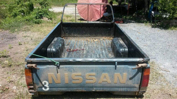 ขายกระบะนิสสัน Big M