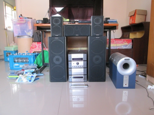 ขายครับ  ใช้ได้ทุกระบบ   เสียงนุ่ม  แจ่ม   ขาย 3700บาท