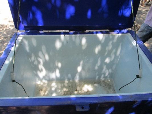 ถังใหญ่  สภาพใหม่   ขายถูก  ราคา2500บาท