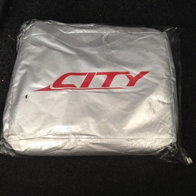 ผ้าคุลมใหม่ ALTIS-CIVIC-CITY-VIOS-YRRIS พร้อมกระเป๋า ราคารวมส่ง EMS แล้วครับ