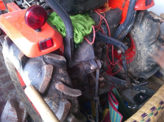 KUBOTA KRT140 ผาน3 ใบดัน ชั้วโมง3ร้อยก่า เล่มพร้อม รถสวยกรี้ฟครับ ราคาวันนี้ 95000ครับ