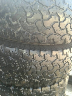 ขายยาง BF  265/70 R16 ปี 2010 ราคาถูก 1 ชุด  4,000 บาท